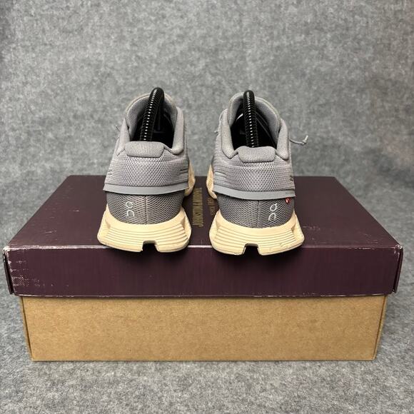 On Cloud 5 Zinc Gray Mesh Athletic Running Shoes Womens Size 7.5 US 59.98883 - Picture 5 of 9